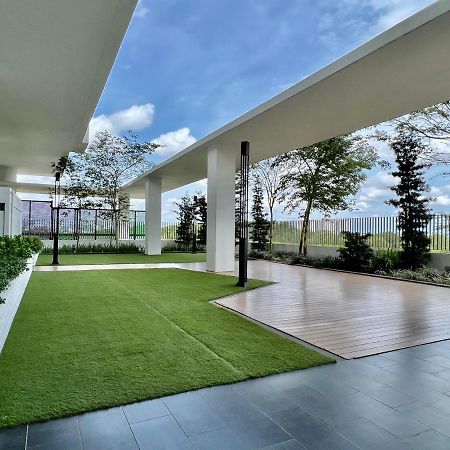 Royale Cottage Midvalley Netflix Pools 4 Pax Johor Bahru Dış mekan fotoğraf