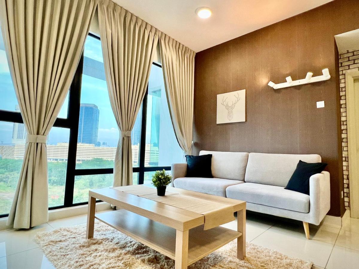 Royale Cottage Midvalley Netflix Pools 4 Pax Johor Bahru Dış mekan fotoğraf