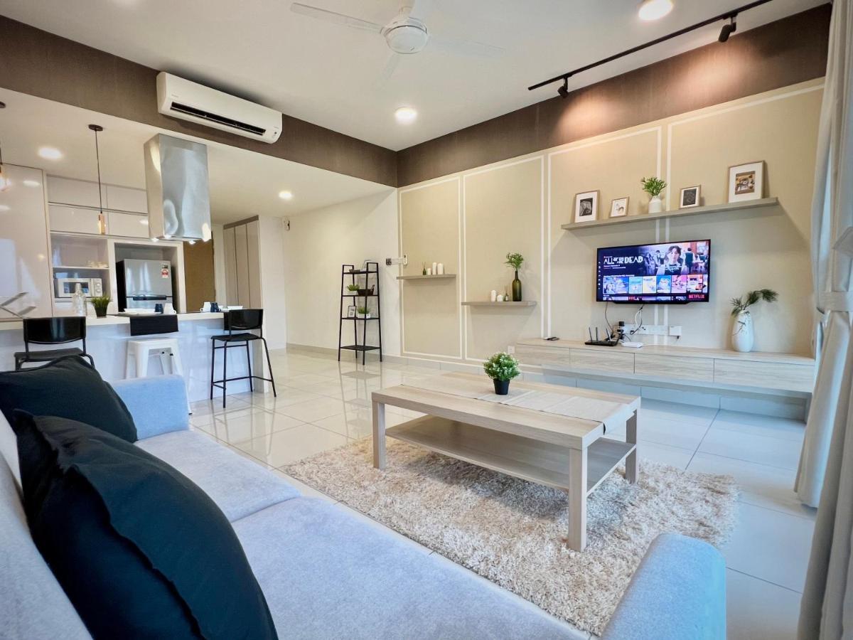 Royale Cottage Midvalley Netflix Pools 4 Pax Johor Bahru Dış mekan fotoğraf