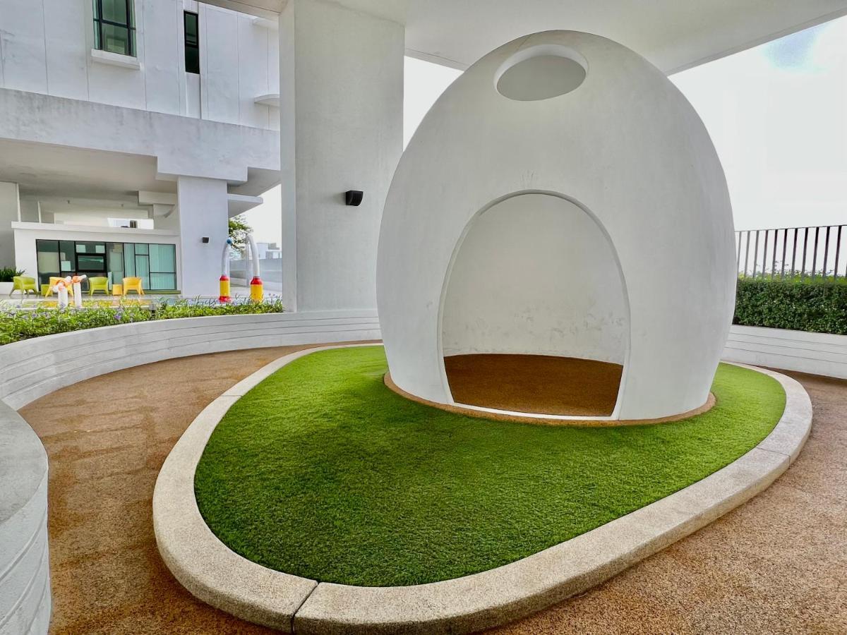 Royale Cottage Midvalley Netflix Pools 4 Pax Johor Bahru Dış mekan fotoğraf